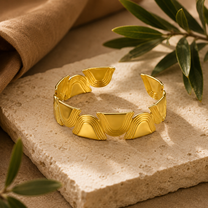 Monarch Cuff