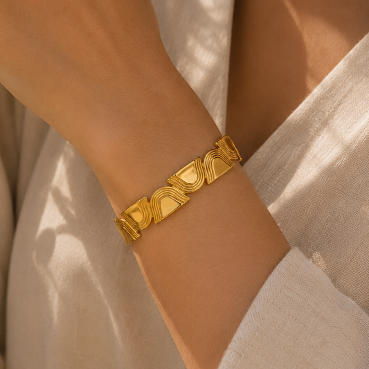 Monarch Cuff