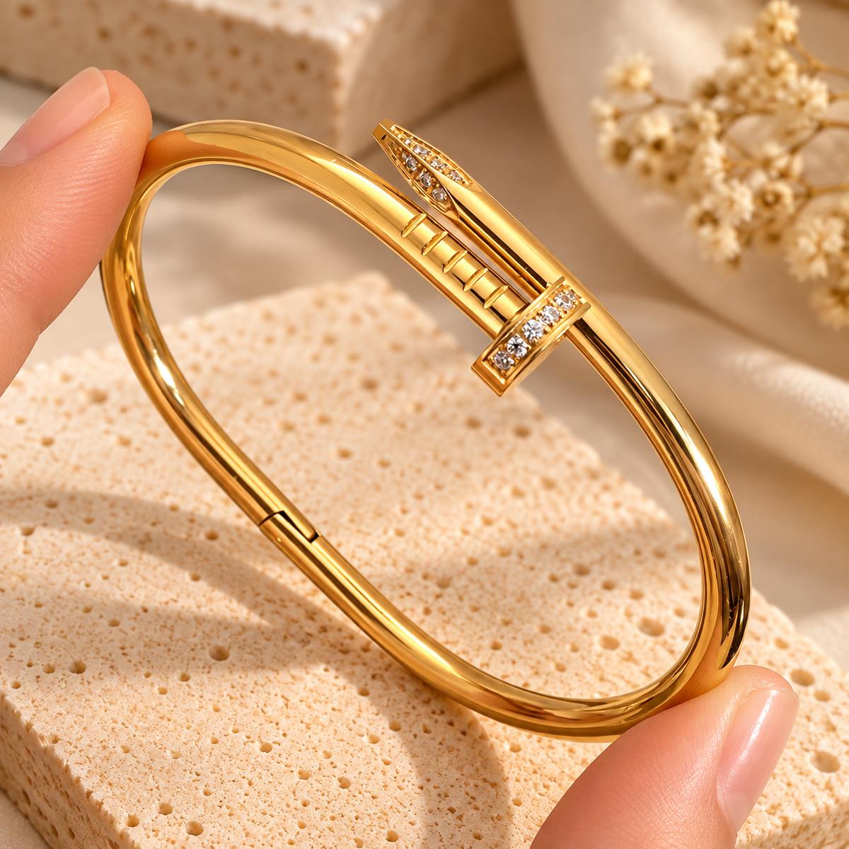 Tara Nail Cuff
