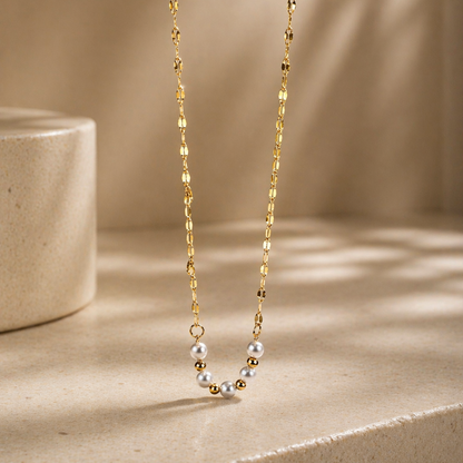 Tess Pearl Necklace