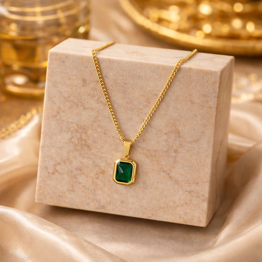 Verdelle Pendant Necklace